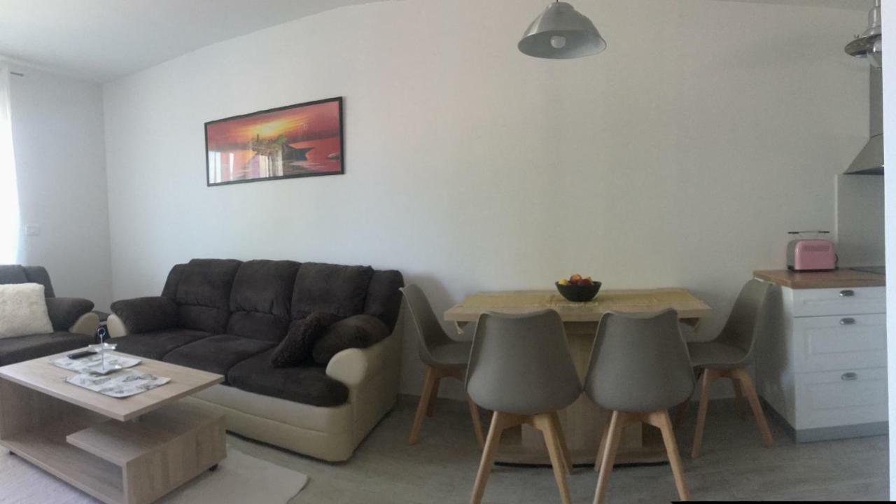 Appartamento Holly Apartman Umago Esterno foto